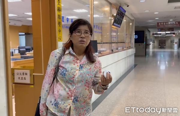 ▲▼涉藏匿傅崐萁管家50萬交保　律師嗆記者：你是神經病喔。（圖／記者劉昌松攝）
