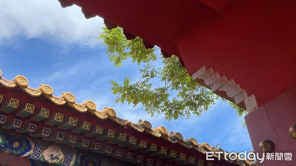 ▲▼  北京、五一假期、2025、雍正唯一欽點黃瓦財神廟           。（圖／記者任以芳攝）