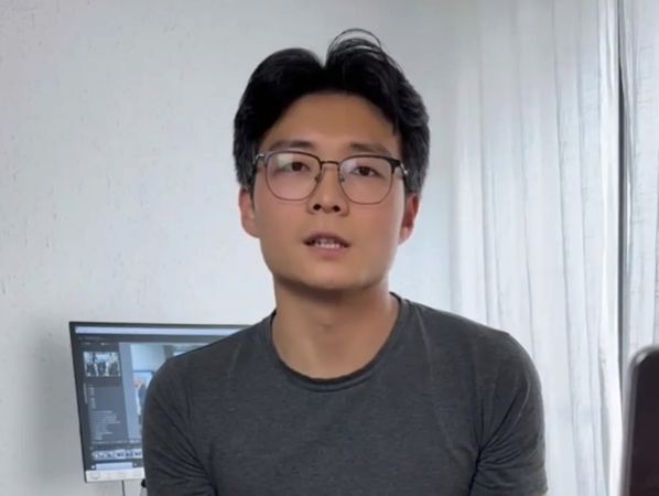 ▲▼遊歐「裸絞」搶匪拿回相機　攝影師發文：中國人出事不怕事！（圖／翻攝微博）