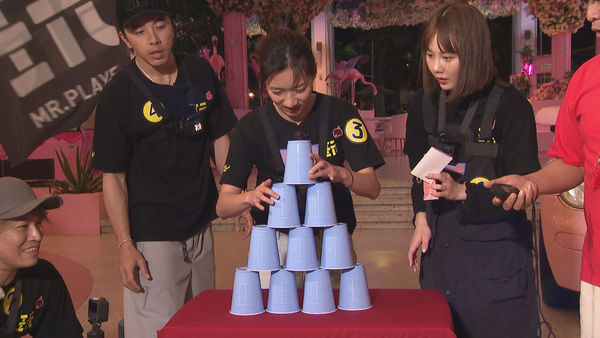 ▲畇二爆料坤達(左)有越南達的稱號來越南都輸。（圖／好看娛樂）