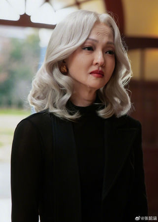 ▲張韶涵曬出老妝照片。（圖／翻攝自張韶涵微博）