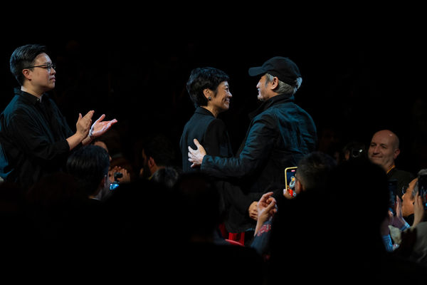 ▲張艾嘉獲頒第27屆義大利烏迪內遠東國際影展最高榮譽「金桑樹終身成就獎」。（圖／烏迪內遠東國際影展提供）