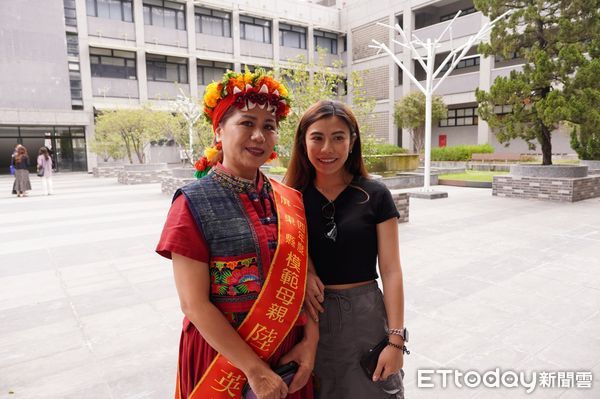 ▲屏東縣表揚46位模範母親             。（圖／屏東縣政府提供）
