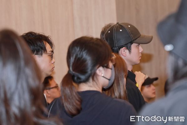 ▲▼天殘/翁芝瑩告別式-博恩，賀瓏。（圖／記者周宸亘攝）