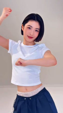 ▲▼。（圖／翻攝自avantgardey nona IG）