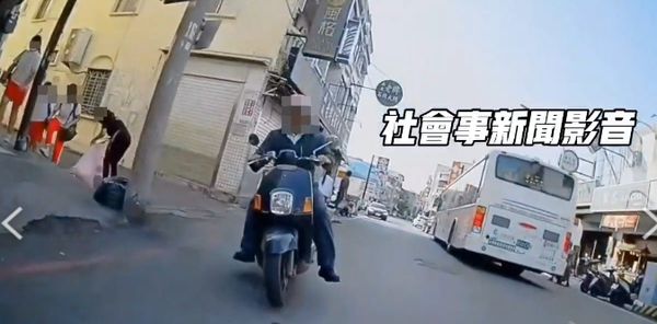 ▲▼中山工商校安人員追車。（圖／翻攝自社會事新聞影音）