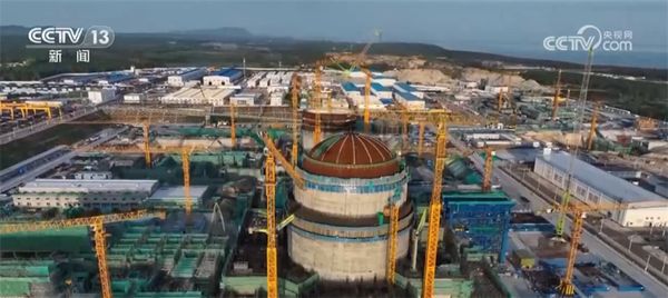 ▲▼全球首台商用核電小堆｢玲龍一號｣核心模塊運抵海南，預計2026年投產。（圖／央視新聞）