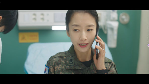 ▲李翊純、安治弘登場《機智住院醫生生活》。（圖／翻攝自NETFLIX）