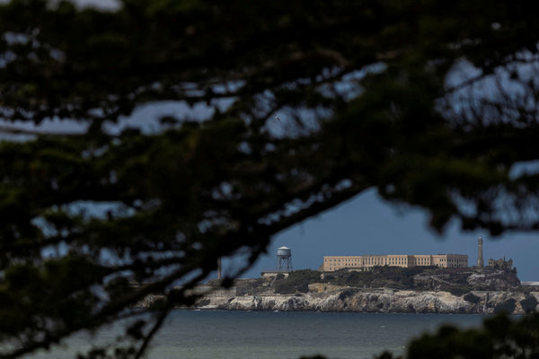 ▲▼ 美國俗稱「惡魔島」的阿爾卡特拉茲島（Alcatraz）聯邦監獄。（圖／路透）