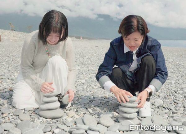 ▲▼吉安鄉長游淑貞親自迎接香港網紅Yoyo Pun團隊。（圖／吉安鄉公所提供，下同）