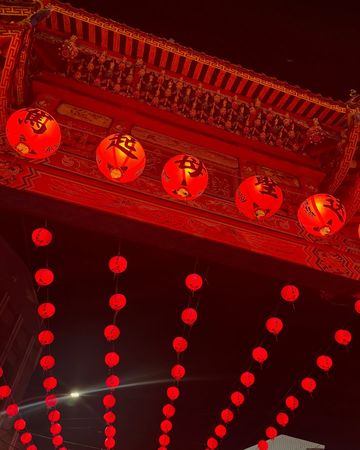 ▲小優白沙屯「猜錯位置」留遺憾　路邊睹感人一幕：香燈腳們很幸福 。（圖／翻攝自小優IG）