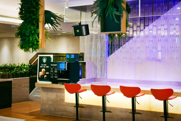 ▲▼礁溪長榮鳳凰酒店最新lounge。（圖／業者提供）