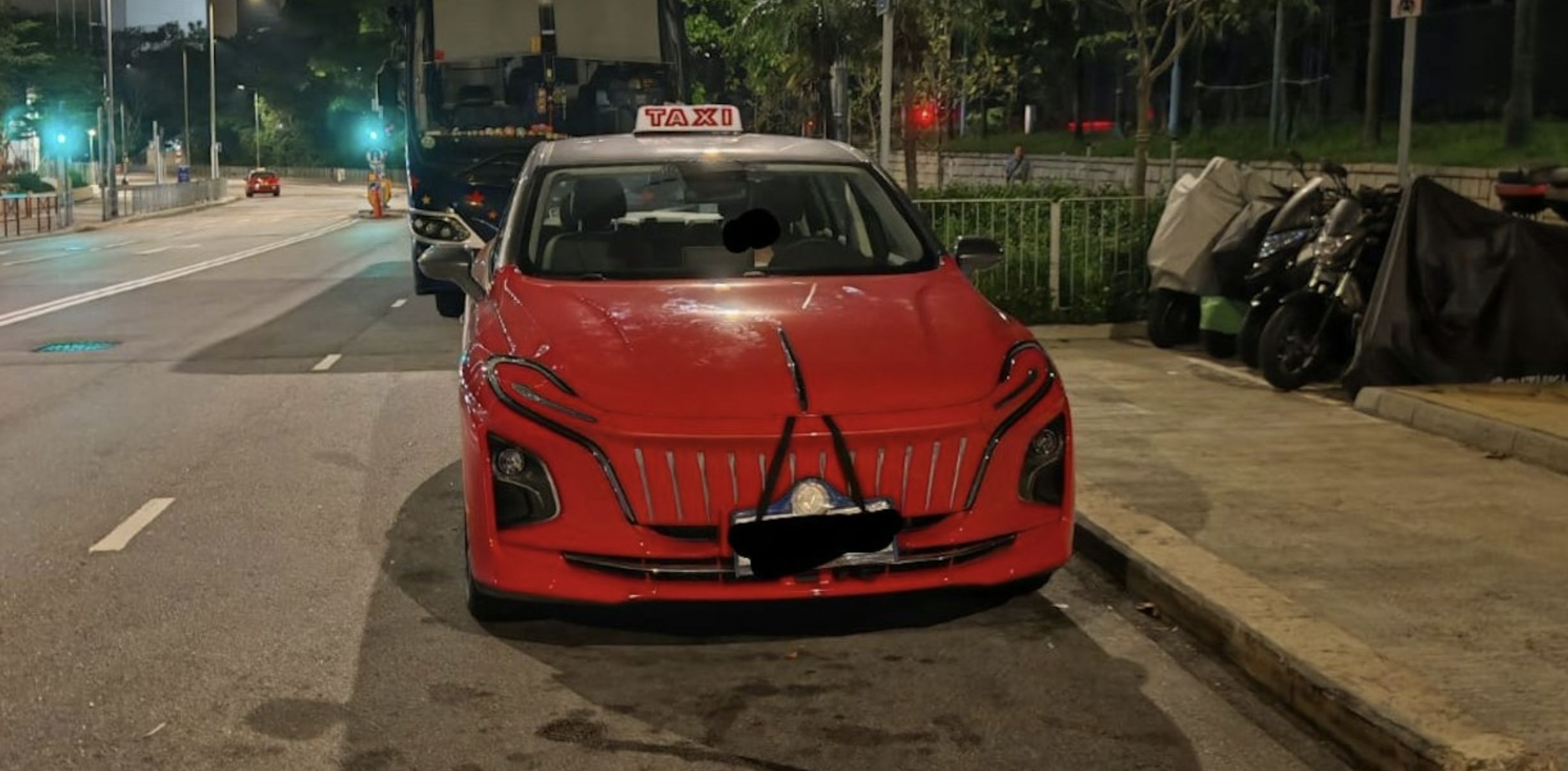 ▲港府欲引入紅旗電動Taxi。（圖／香港01）