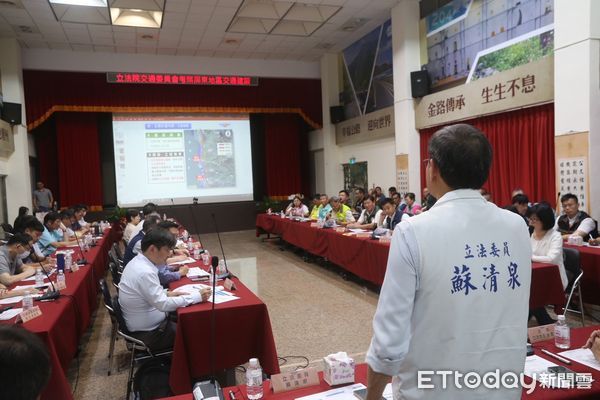 ▲立委蘇清泉會中發言             。（圖／蘇清泉服務處提供）