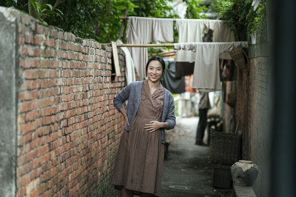 ▲《搜查瑠公圳》（左起）李雪、姚淳耀、潘儀君、梁修身、伯樂影業總經理林敬修、出品人代表邱瓈寬、導演賴俊羽、朱軒洋、朱栢康、王振復。（圖／伯樂影業）