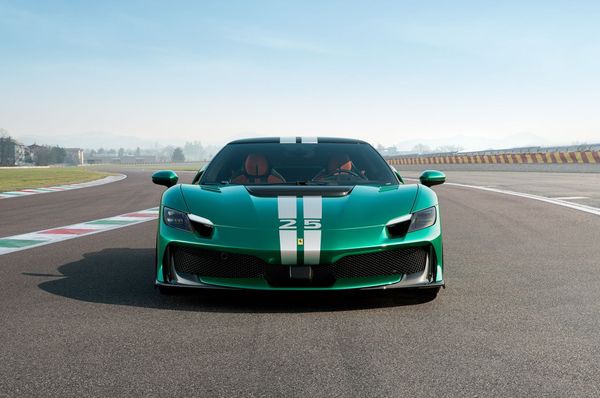 Ferrari全新推出特別版車型Ferrari 296 Speciale，新車採用中後置引擎配置，並搭載了可外接充電式混合動力系統。