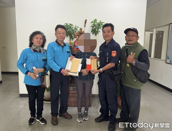 ▲枋寮警分局東海派出所長藍清輝發動募捐助卓家             。（圖／記者陳崑福翻攝）