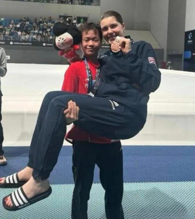 ▲▼全紅嬋英國閨蜜。（圖／翻攝自微博）