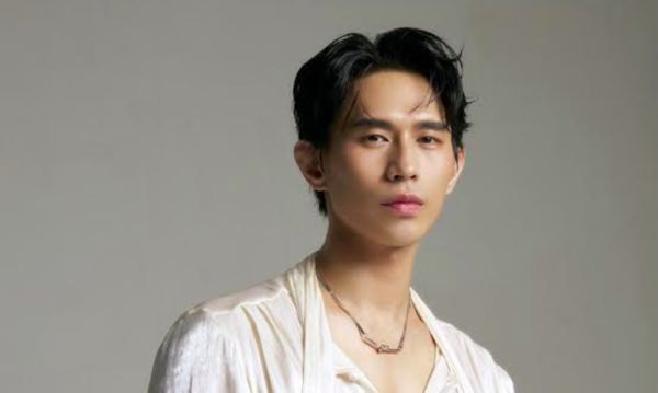 ▲▼柏霖首度挑戰台語版本歌曲。（圖／索尼音樂提供）