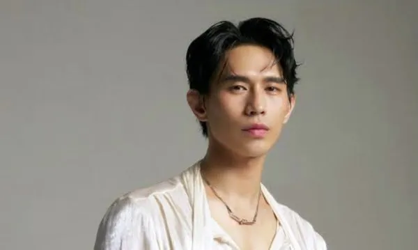 ▲▼柏霖首度挑戰台語版本歌曲。（圖／索尼音樂提供）