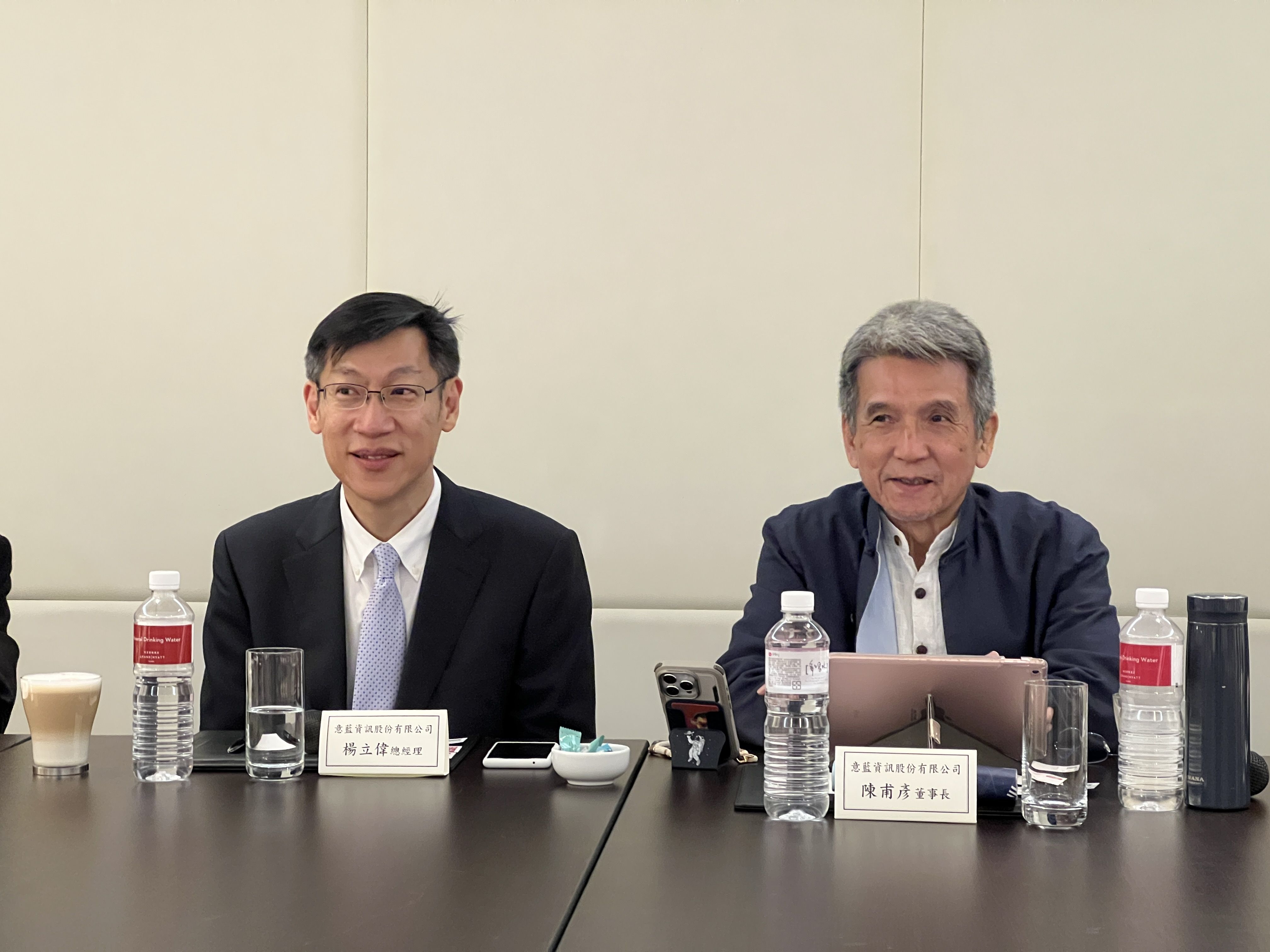 ▲▼意藍資訊董事長陳甫彥（右）及總經理楊立偉（左）。（圖／記者高兆麟攝）