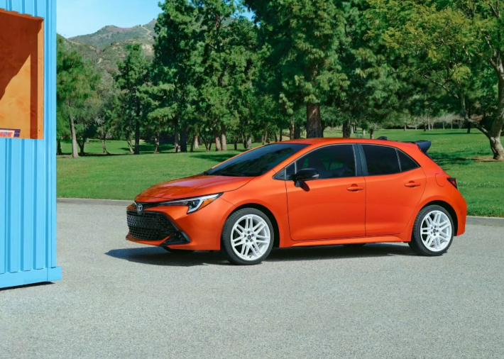 ▲TOYOTA北美原廠亮相Corolla FX Edition特仕車，內外都有亮點。（圖／翻攝自TOYOTA）
