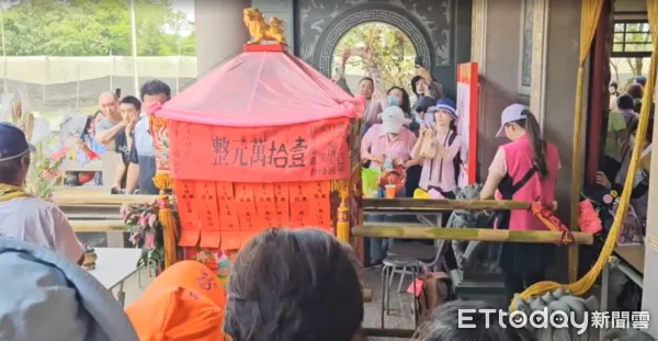 ▲▼             白沙屯媽祖進入南投縣名間鄉。（圖／記者高堂堯攝，下同）