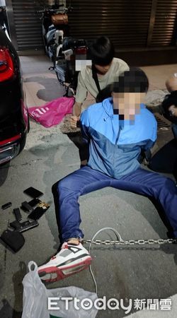 ▲陳修將虐殺小女友逃亡近一年落網了，遭逮時拒捕、使用辣椒水攻擊警方罪加一等。（圖／記者唐詠絮翻攝，下同）