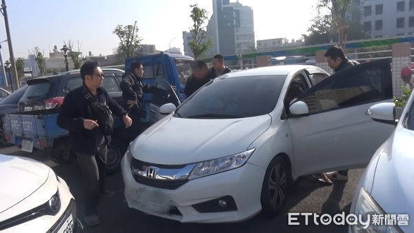 ▲▼囂張販毒集團微信公開賣「喪屍菸彈」，警4波緝捕10嫌全遭收押。（圖／記者賴文萱翻攝）