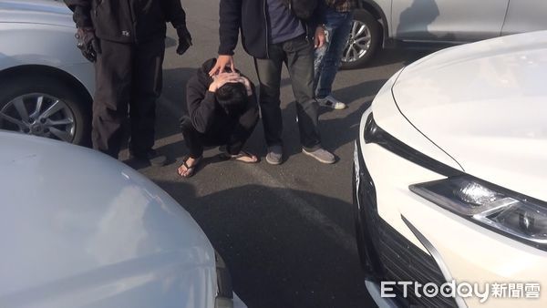 ▲▼囂張販毒集團微信公開賣「喪屍菸彈」，警4波緝捕10嫌全遭收押。（圖／記者賴文萱翻攝）