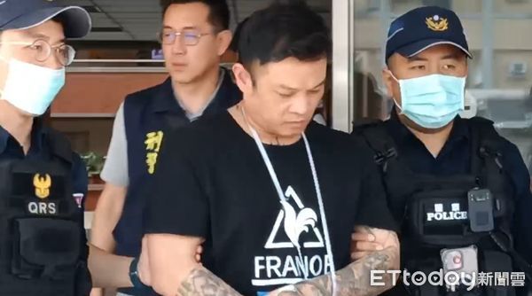 ▲陳修將逃亡334天正臉曝光，雙下巴現形。（圖／記者唐詠絮攝，下同）