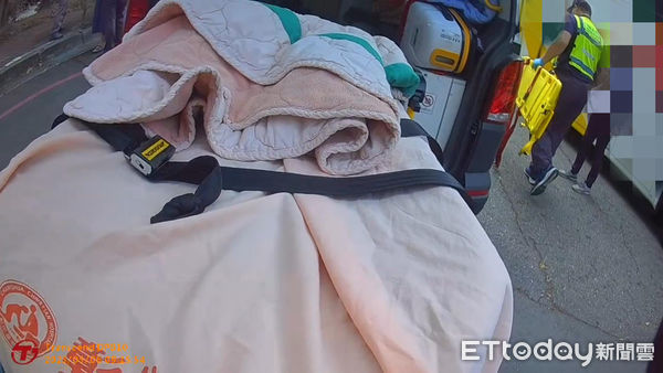 ▲南華大二女學生在校內挨撞，目前仍在手術搶救中。（圖／記者翁伊森翻攝，下同）