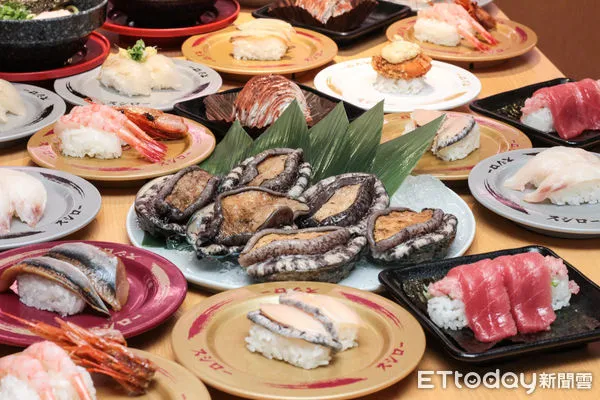 ▲壽司郎明天起推出全新「壽司郎匠心嚴選」限時企劃，其中包括首次登場的「生食活鮑魚」。（圖／記者黃士原攝）