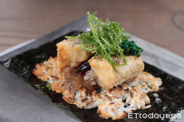 ▲蛋餅、飯糰、涼麵都是創作靈感　高雄米其林一星「HAILI」2周年套餐開放訂位 。（圖／記者黃士原攝）