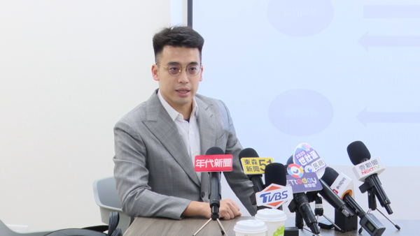 ▲▼鎧辰開發控麗寶集團設局奪地,基福山生命園區交易案,鎧辰開發委任發言律師鄭皓軒,擁恆文創園區。（圖／記者鄭遠龍攝）