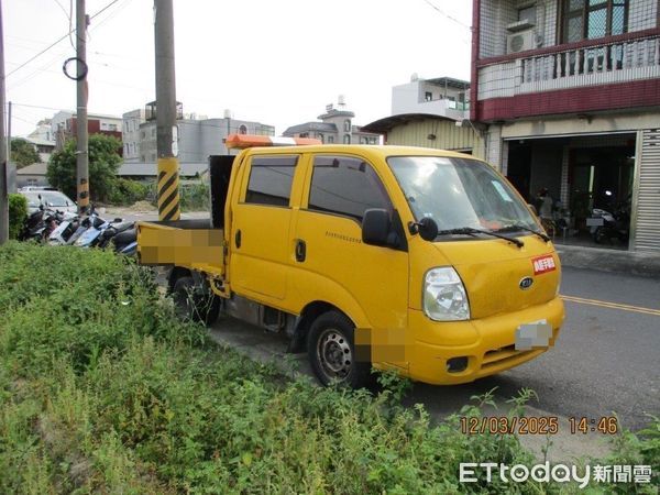 ▲台南分署舉辦法拍活動，拍出房地產及車輛合計入帳2133萬元，實習司法官到場觀摩學習。（記者林東良翻攝，下同）