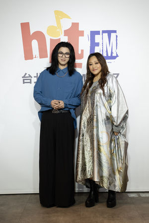 ▲▼麋先生的聖皓現身為家家站台。（圖／Hit Fm聯播網提供）