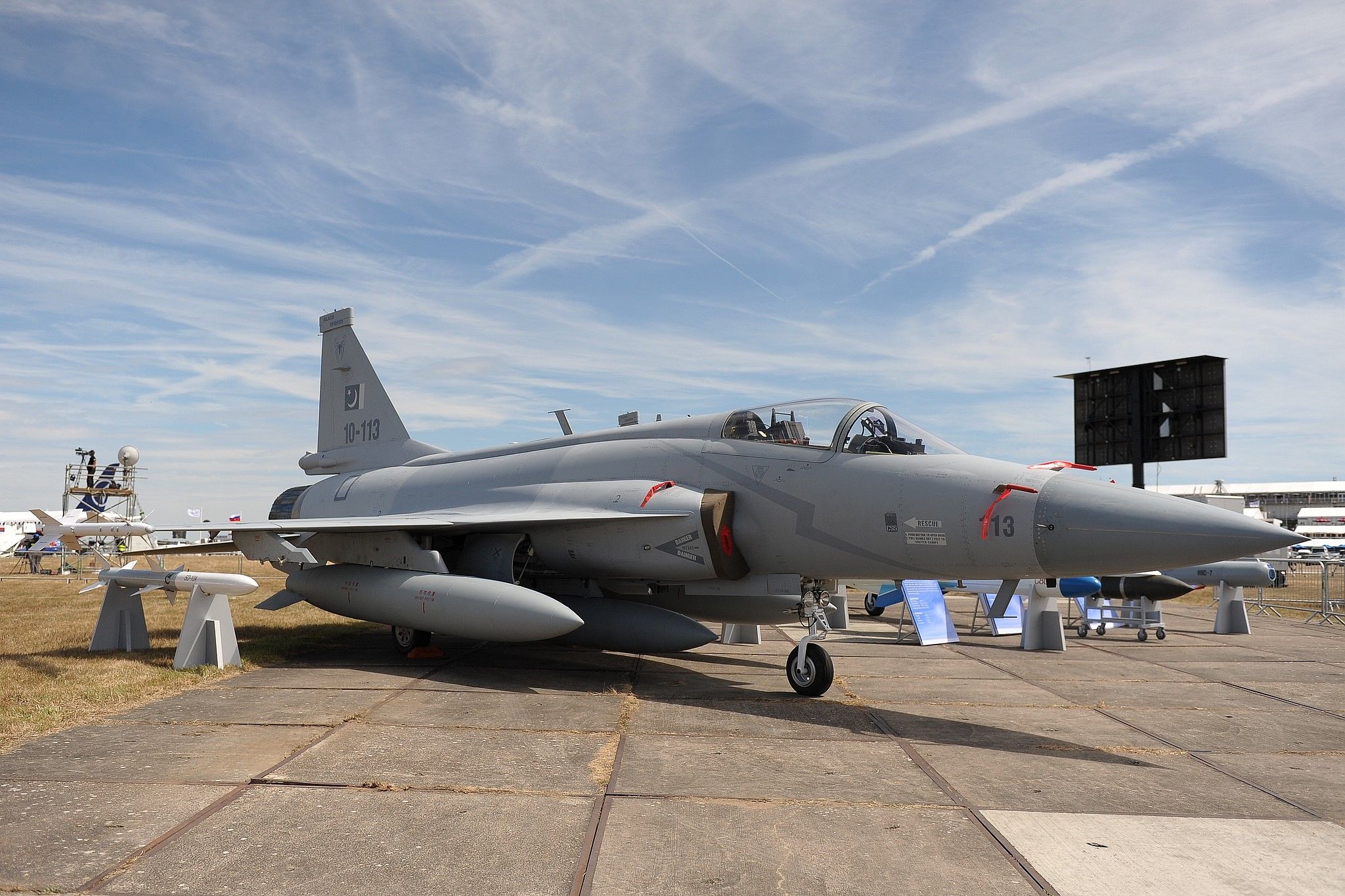 ▲巴基斯坦梟龍戰機（JF-17）。（圖／CFP）