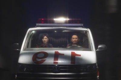 整輛救護車搬到舞台!《火神的眼淚》音樂劇「超狂卡司」逼哭觀眾