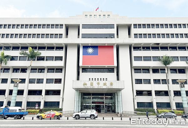 ▲桃園市桃園區19歲彭姓役男於2023年5月申請出境，區公所去年3月通知到榮總桃園分院接受徵兵檢查卻未到院，經市府函送桃園地檢署偵辦，檢方依妨害兵役罪嫌起訴。（圖／記者沈繼昌攝）