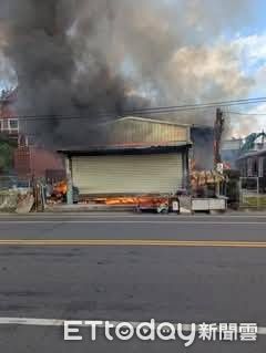 ▲▼仁武火警             。（圖／記者陳宏瑞翻攝）