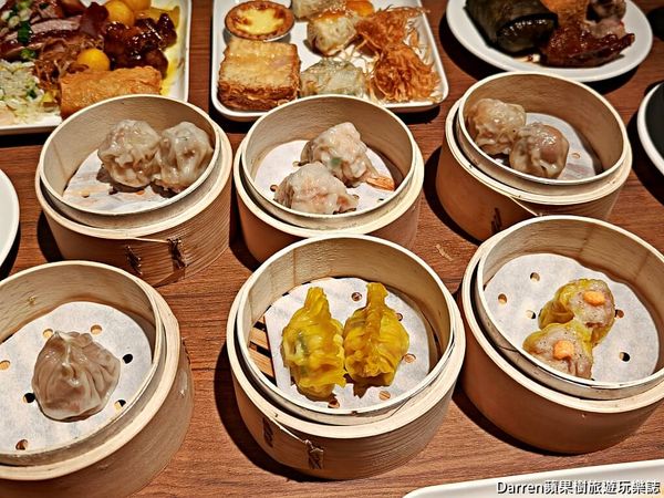 ▲村民食堂廚窗港點新莊店試營運。（圖／Darren蘋果樹提供）