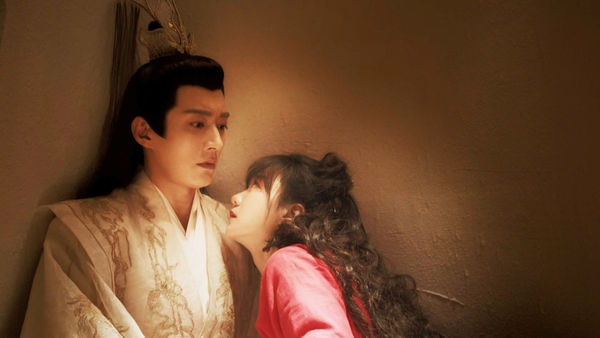 ▲《落花時節又逢君》由劉學義、胡意旋、敖瑞鵬主演。（圖／龍華電視提供）