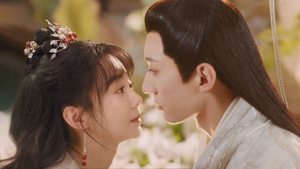 ▲《落花時節又逢君》由劉學義、胡意旋、敖瑞鵬主演。（圖／龍華電視提供）