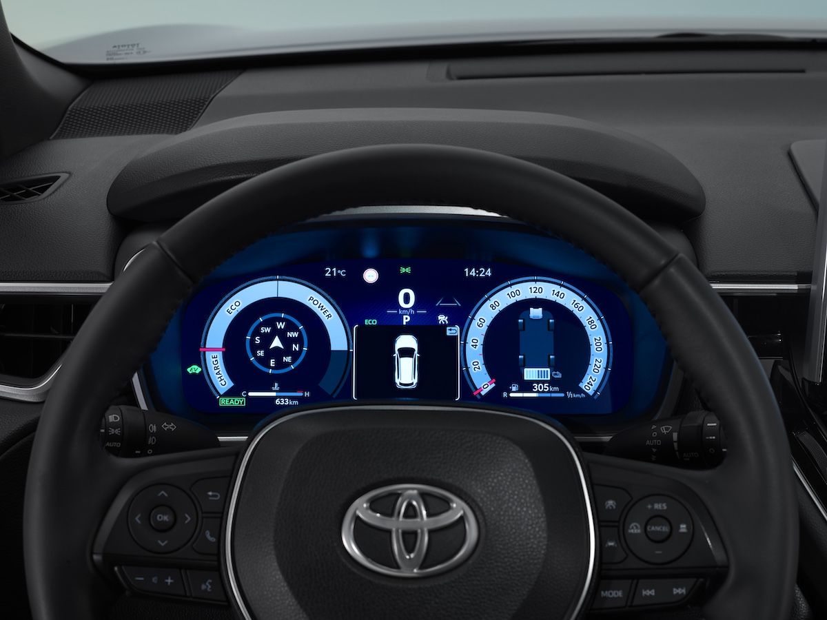 ▲歐洲突襲釋出小改款Corolla Cross！造型與台灣、東南亞差很大。（圖／翻攝自TOYOTA）