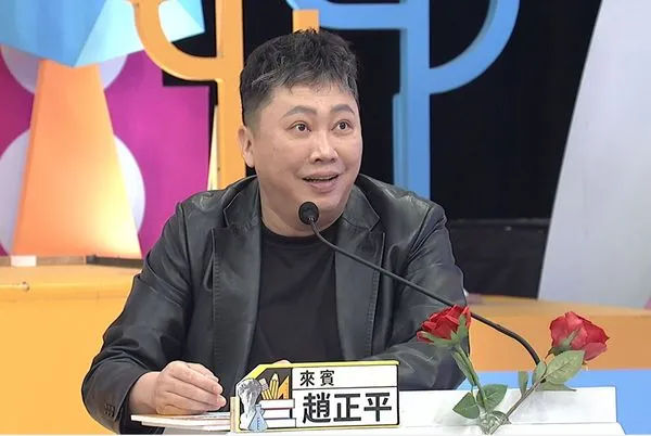 ▲趙正平失控脫序燒桌巾。（圖／中天提供）