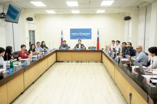▲▼綠委陳冠廷舉辦安樂死法草案立法座談會。（圖／陳冠廷辦公室提供）