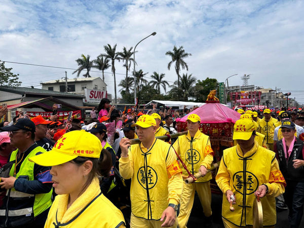 身穿「號褂」者，不得進洗手間。（圖／楊登嵙提供）