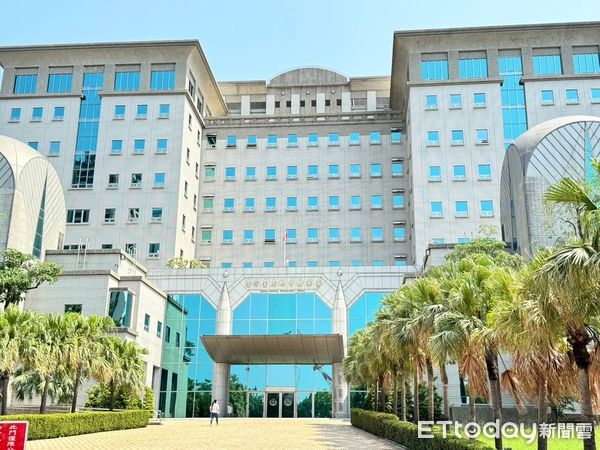 ▲台南地檢署偵辦立委罷免提議人名冊涉偽造案，涉案人利用黨員資料偽簽成冊，目前已有11人遭起訴、37人緩起訴處分。（記者林東良翻攝，下同）