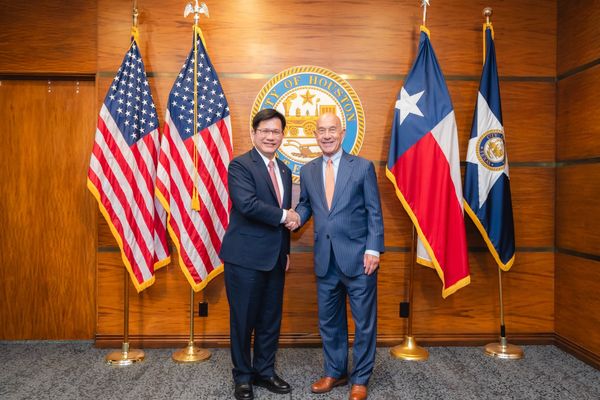 ▲▼林佳龍訪美第一天拜會德州休士頓市長John Whitmire。（圖／翻攝自Facebook／林佳龍）